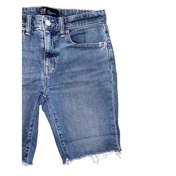 Gap 9" High Rise Denim Bermuda Shorts with Washwell Size 2/26 - Picture 4 of 10
